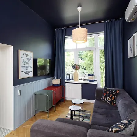 Red & Blue By Oneapartments Daire *
