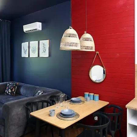 Daire Red & Blue By Oneapartments *
