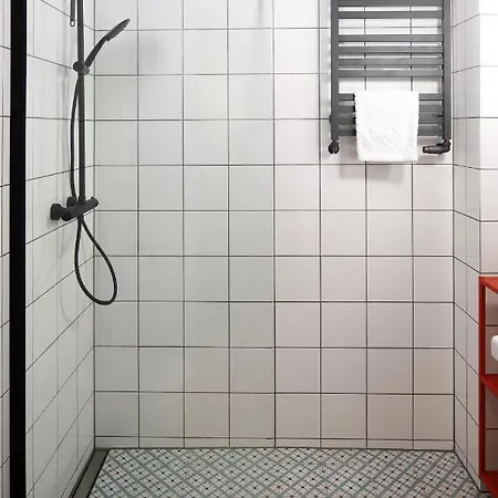 Red & Blue By Oneapartments * 索波特