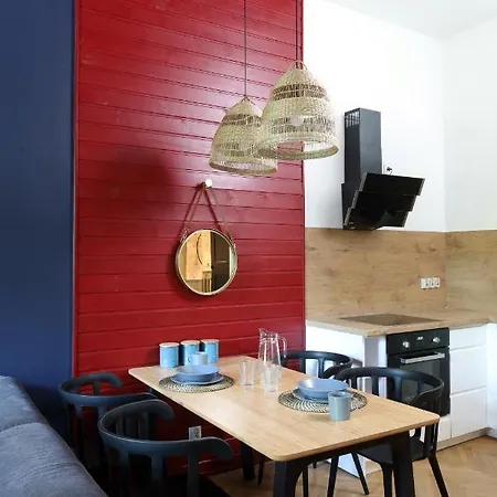 公寓 Red & Blue By Oneapartments