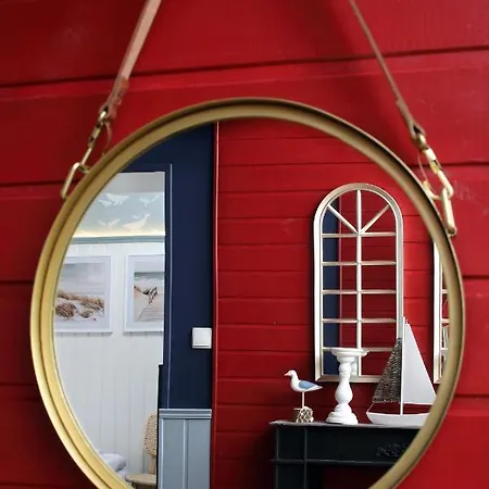 Red & Blue By Oneapartments 索波特